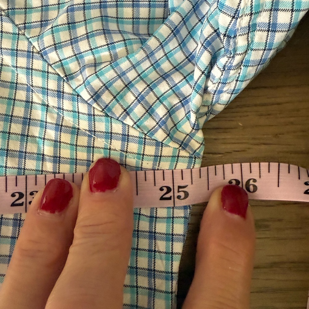 Untuckit button down shirt • men’s XL - Picture 6 of 7